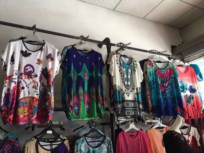 北京外贸库房批发 品牌服装与鞋类货源一站式采购平台